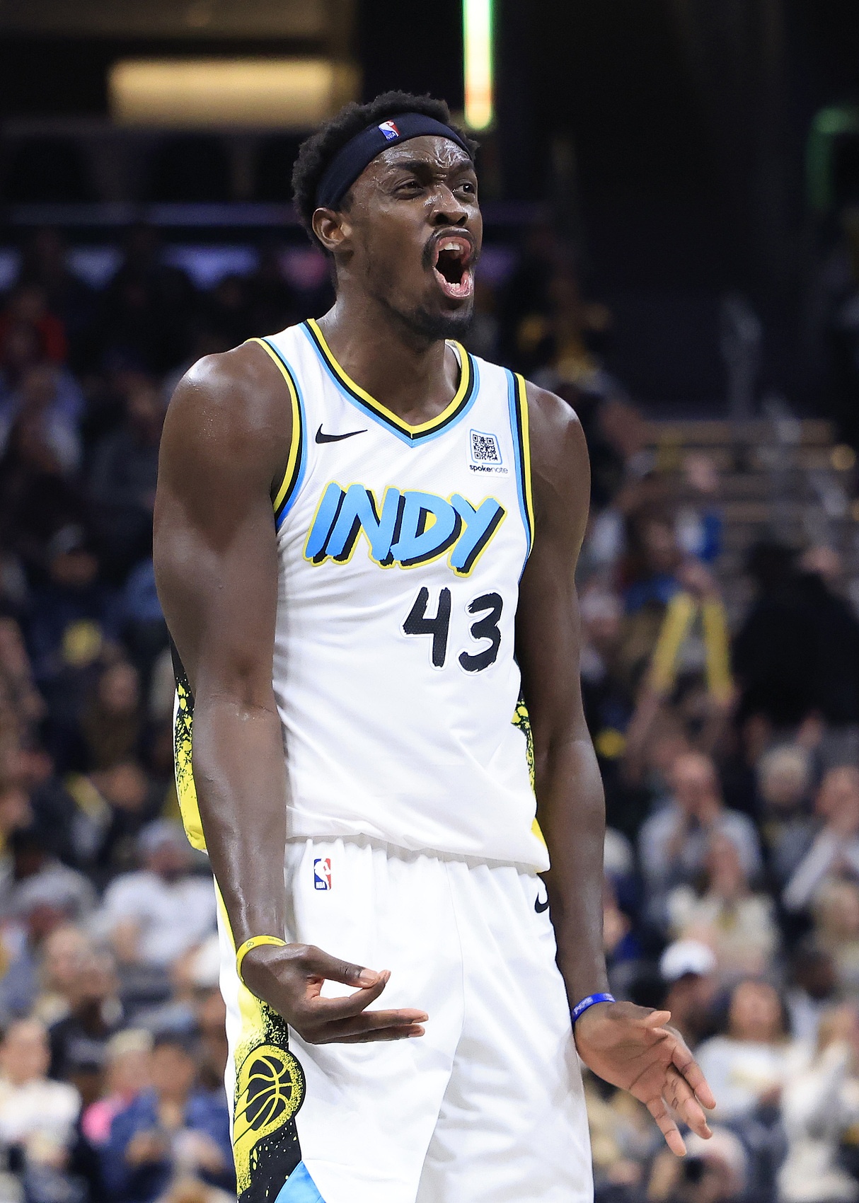 开云-关于西亚卡姆在加拿大队比赛中险胜，领先优势明显引发热议！的信息