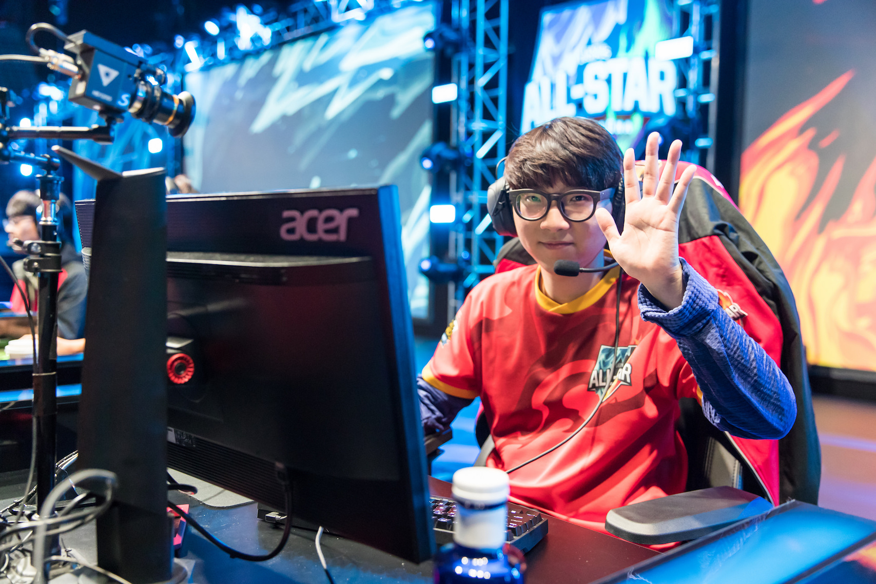 KAIYUN-Ning巅峰对决，Faker与40激战热火分钟，败北胜负难料！的简单介绍