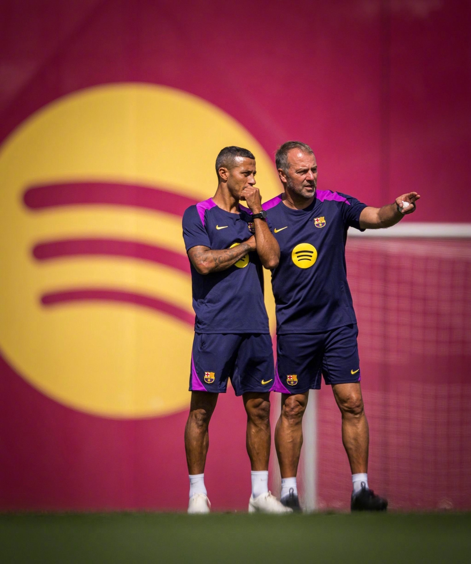 开云-德罗巴新星关键助攻表现惊艳，巴塞罗那未来可期！的简单介绍