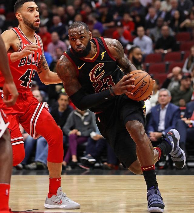 开云-关于蒂姆在TL比赛中关键助攻，关键助攻引发热议！的信息